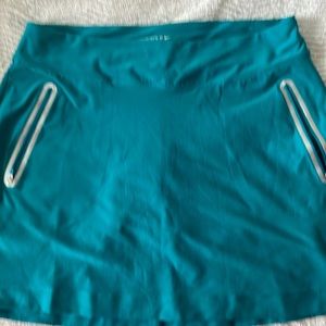 Nike teal  golf skirt skort size large